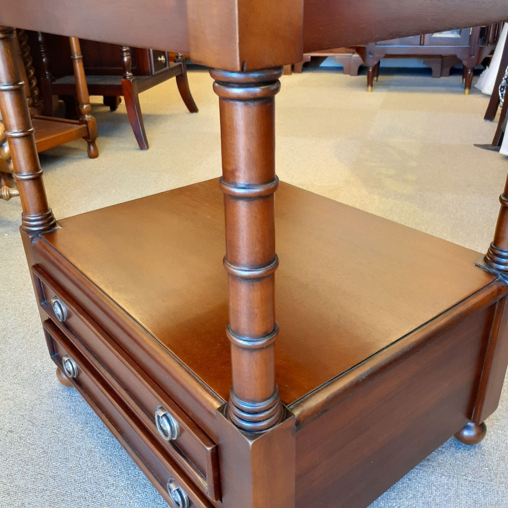 サイドテーブル スモールテーブル トレイテーブル アンティーク風家具 2ドロワーサイドテーブル マホガニー家具 マホガニー無垢材家具 160008