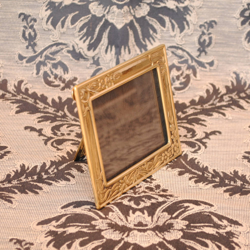 フォトフレーム 写真立て おしゃれ アンティーク調 フィオーリ 金色 横タイプ 真鍮雑貨 真鍮製 ブラス イタリー製 スティラーズ STILARS 388221