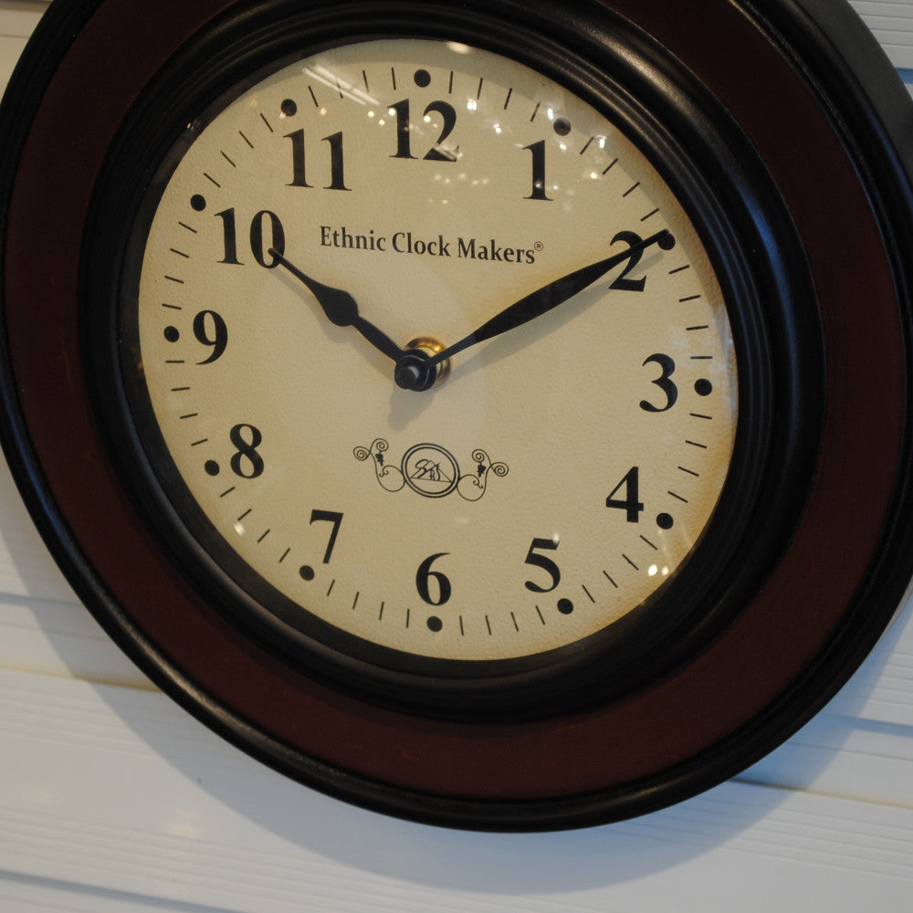 時計 壁掛け時計 掛時計 駅長時計型 ポッポ屋型時計 オシャレ おしゃれ ウォールクロック ウォール クロック 丸 Ethnic clock Makerts 306008