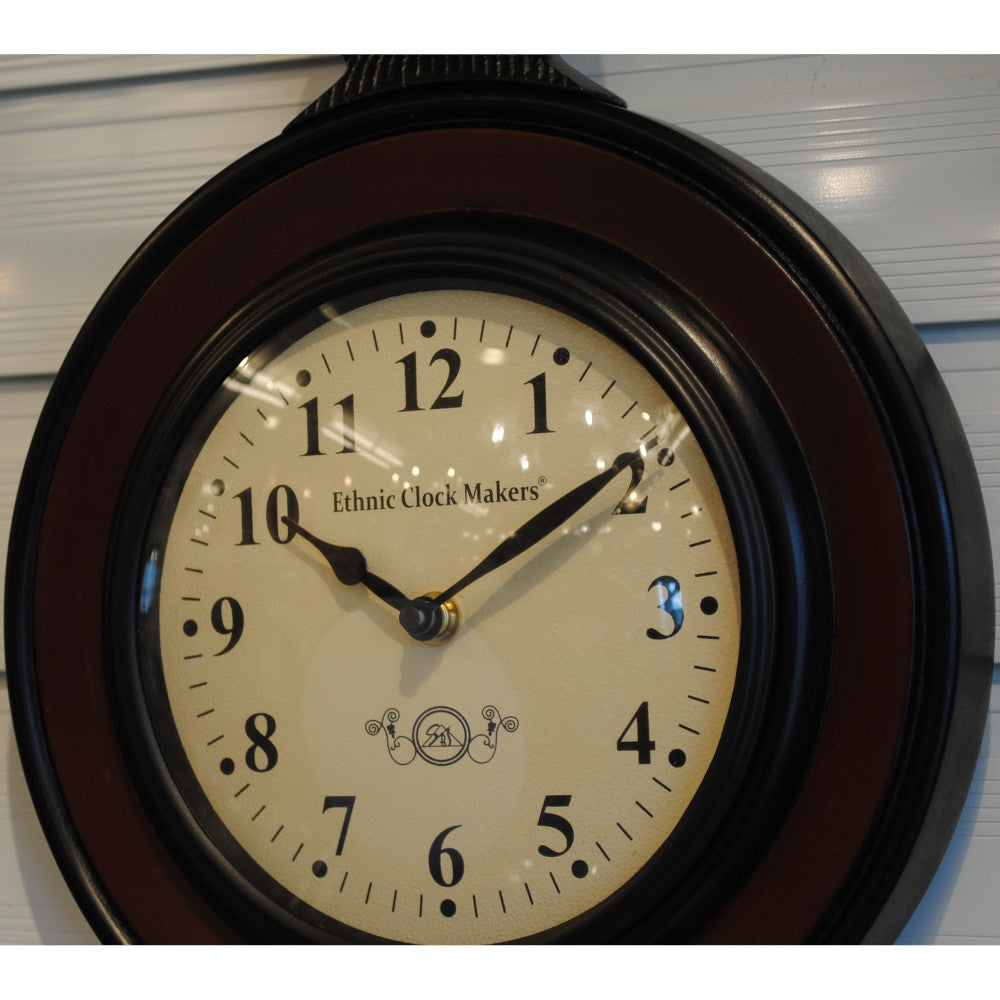 時計 壁掛け時計 掛時計 駅長時計型 ポッポ屋型時計 オシャレ おしゃれ ウォールクロック ウォール クロック 丸 Ethnic clock Makerts 306008