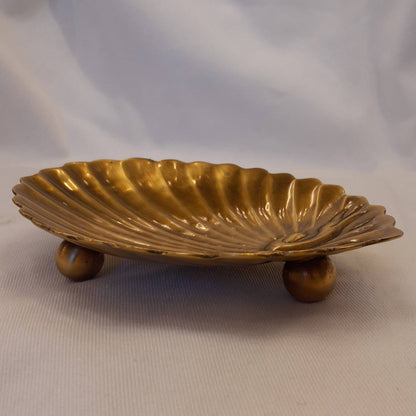 トレイ アクセサリートレイ シェル型トレイ 真鍮製トレイ 小物入れ アンティーク風トレイ 真鍮雑貨 325044