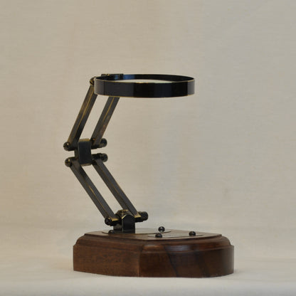 拡大鏡 虫眼鏡 置物 インテリア雑貨 オーナメント 真鍮製拡大鏡 台座付き拡大鏡 卓上拡大鏡 アンティーク風拡大鏡 真鍮雑貨 7382021