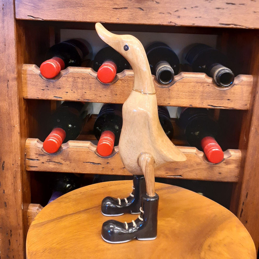 ダック カービング ブーツをはいたアヒル オブジェ デコイ バンブー彫り 置物 雑貨 インテリア雑貨 7386000